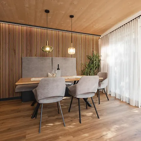 Sailer リート・イム・オーバーインタール